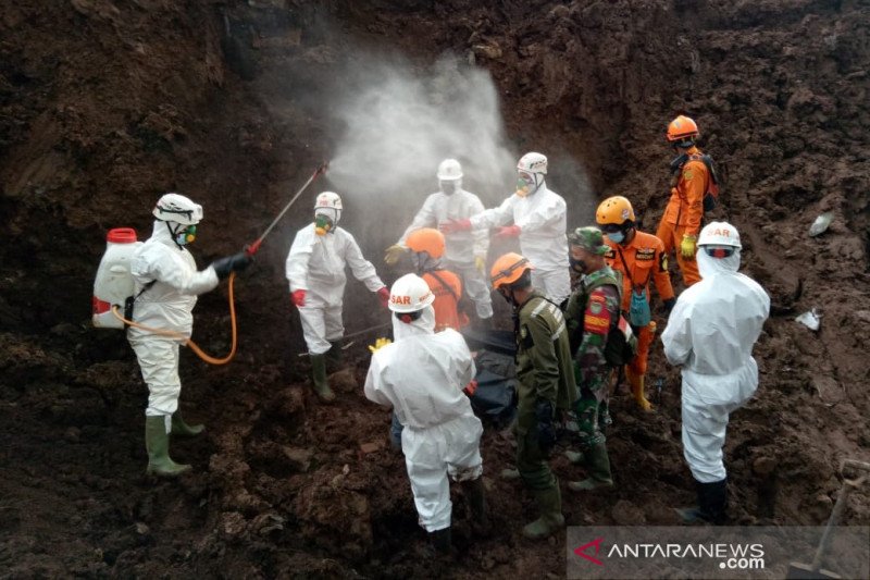 BIG Pemukiman dibangun di area rawan longsor Desa Sihanjuang Sumedang
