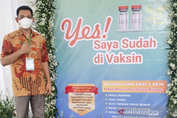 Bantu yakinkan masyarakat, Ketua Komisi IV DPRD Bogor ikut divaksin