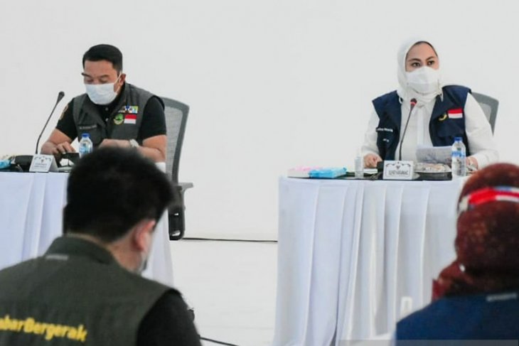 Gubernur Jabar minta Pemkab Karawang evaluasi penanganan COVID-19