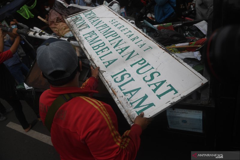 Pengamat Polri harus telusuri motif dana asing ke FPI