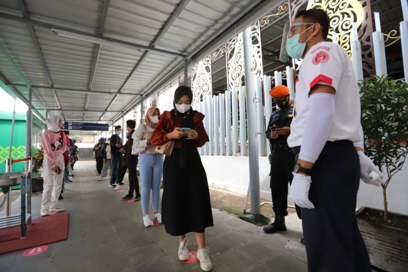 KAI uji coba KRL Yogyakarta-Solo dengan masyarakat umum