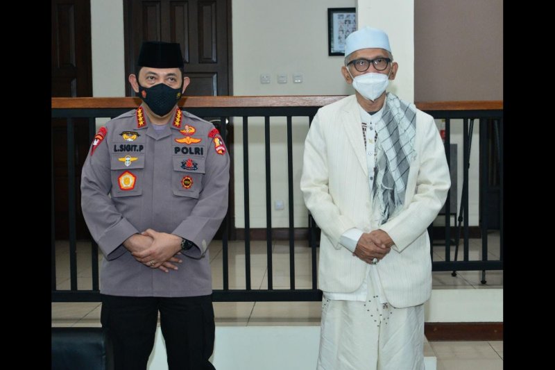 Kapolri bersilaturahmi dengan Ketua Umum MUI