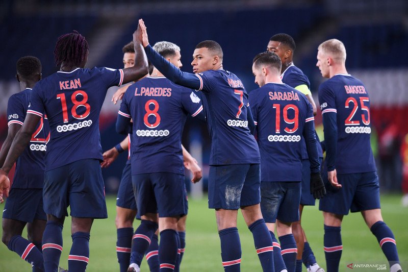 PSG dan Lyon kompak raih poin penuh dari lawannya masing-masing