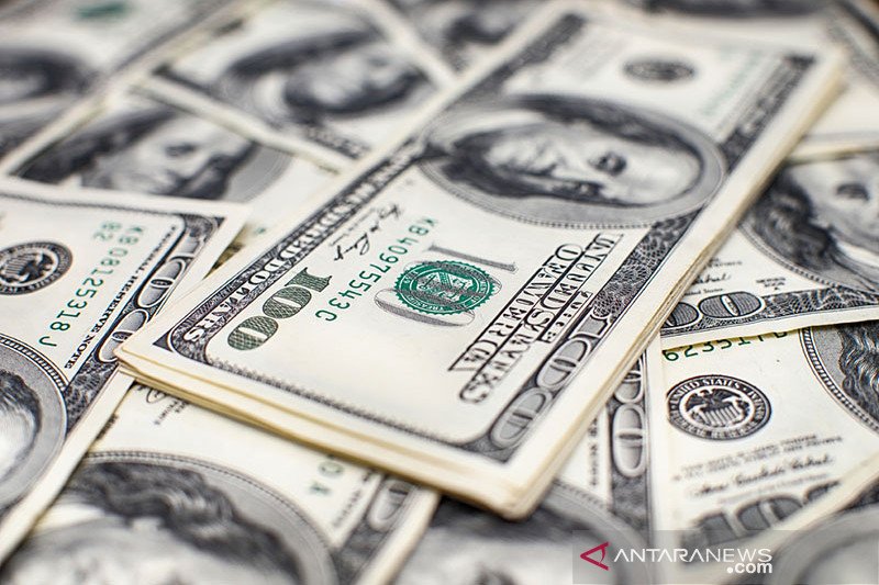 Rupiah Jumat pagi melemah menjadi Rp14.025