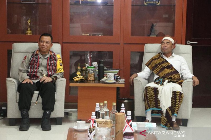 Kapolda NTT tindak tegas anggotanya yang masih ke hiburan malam