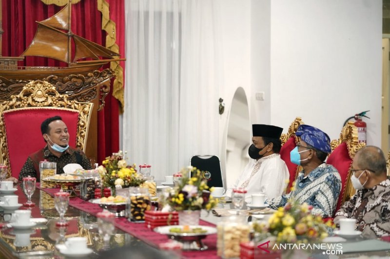 Plt Gubernur Sulsel minta FKUB ikut sosialisasikan vaksinasi COVID-19
