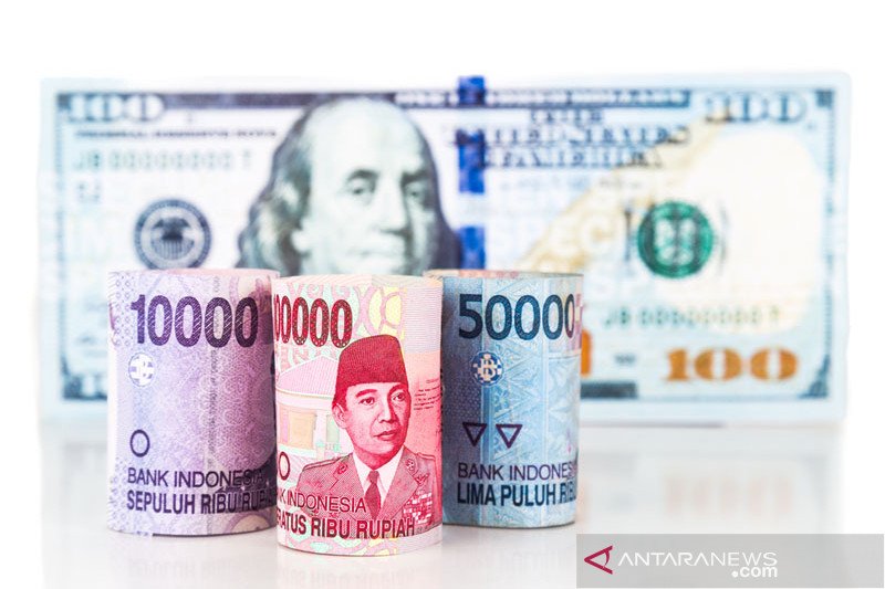 Rupiah Kamis pagi melemah 15 poin