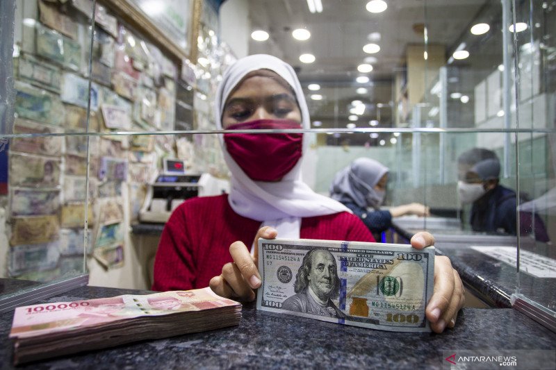 Rupiah Senin pagi melemah 5 poin