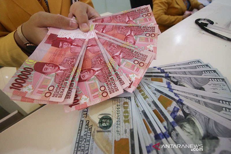 Rupiah awal pekan menguat seiring optimisme terhadap ekonomi AS