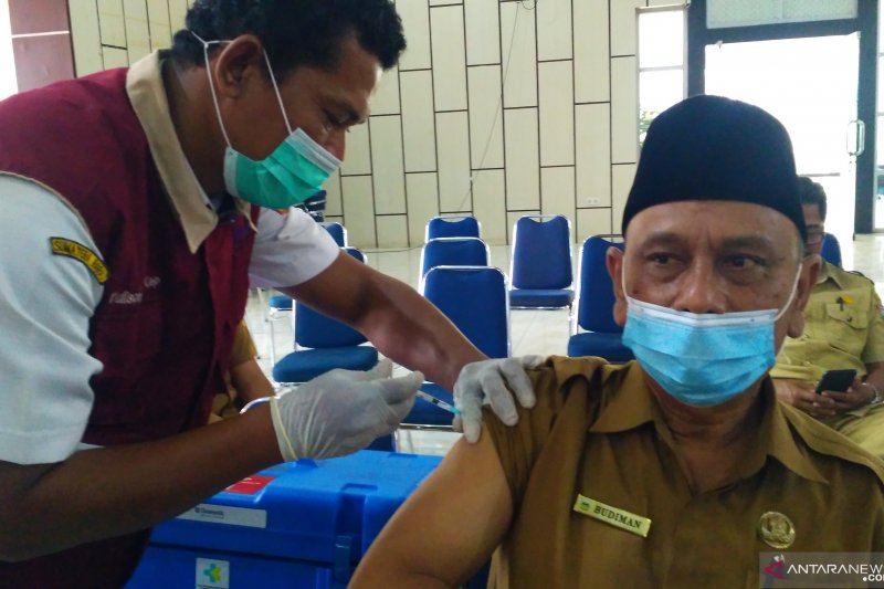 3.136 warga Solok Selatan sudah disuntik vaksin COVID-19