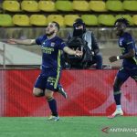 Lyon menangi drama lima gol atas Monaco hanya dengan 10 pemain