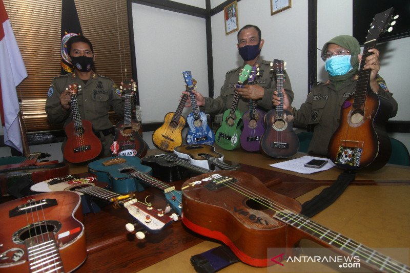 Wako Pontianak siap ganti ukulele pengamen yang dirusak Satpol-PP