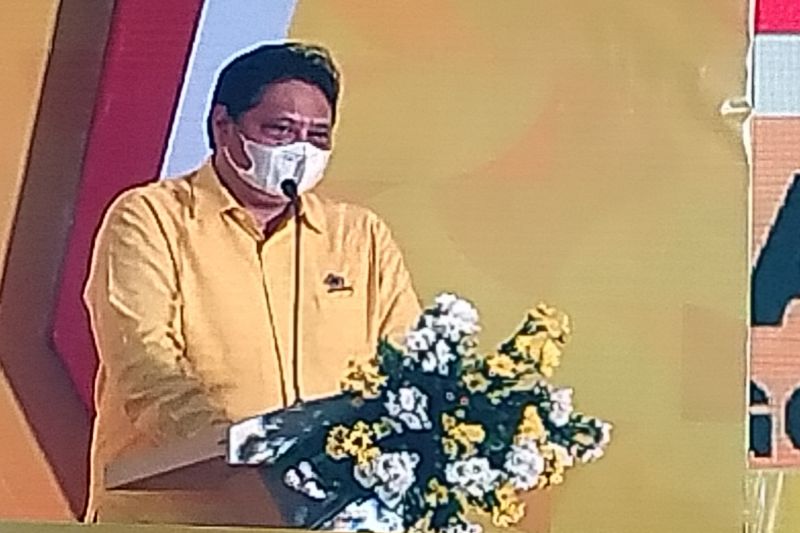 Airlangga lantik 111 pengurus DPD Golkar NTB