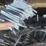 Dampak negatif ganda rokok ilegal