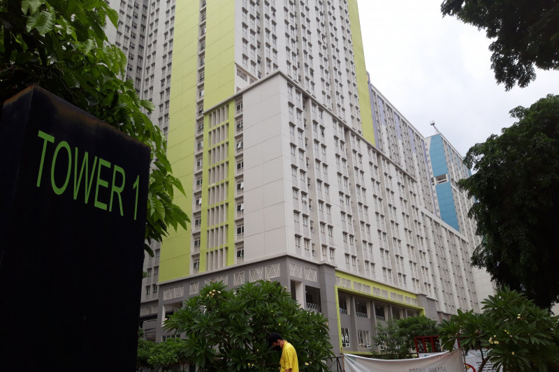 Pasien rawat inap Wisma Atlet berkurang delapan orang