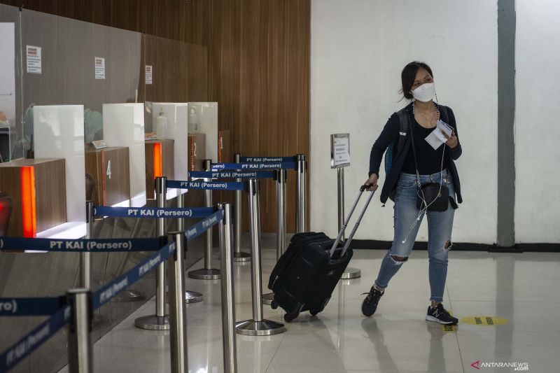 Pemerintah berupaya menekan pergerakan warga jelang libur akhir tahun