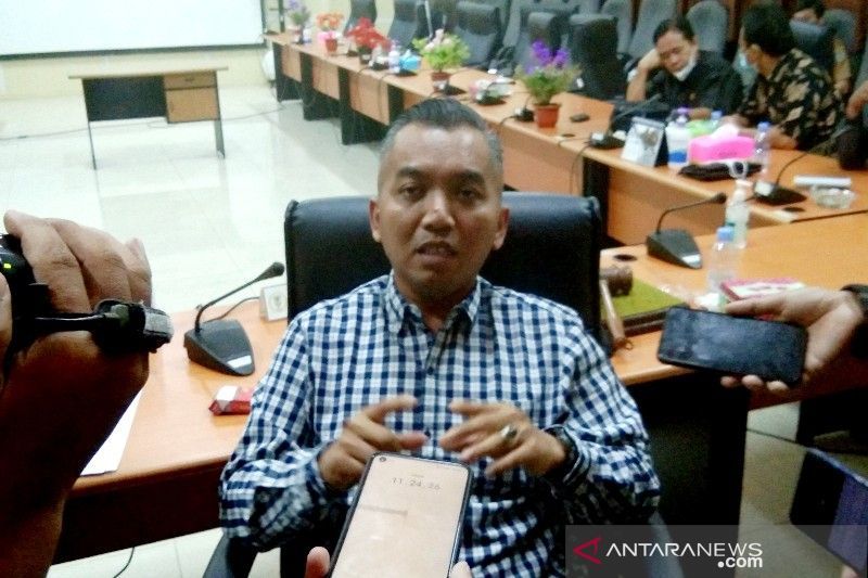 Disnakertrans-investor di Seruyan diminta serap naker lokal