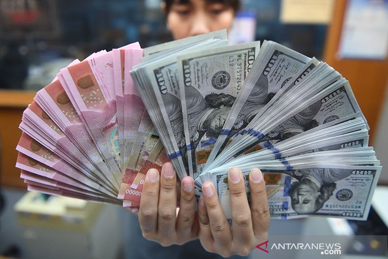 Rupiah diperkirakan melemah seiring menguatnya data tenaga kerja AS