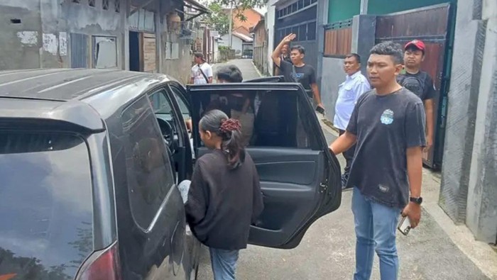 pelaku-pembuangan-bayi-di-kali-ancar-mataram-ditangkap-polisi-istimewa_169