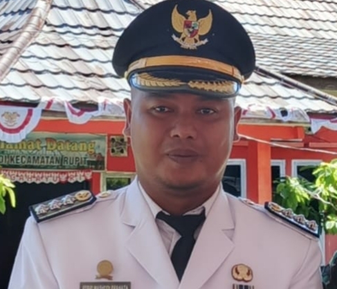 Camat Rupit, Febri Mashudi Pranata